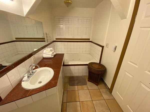 Westwind Lodge image 21